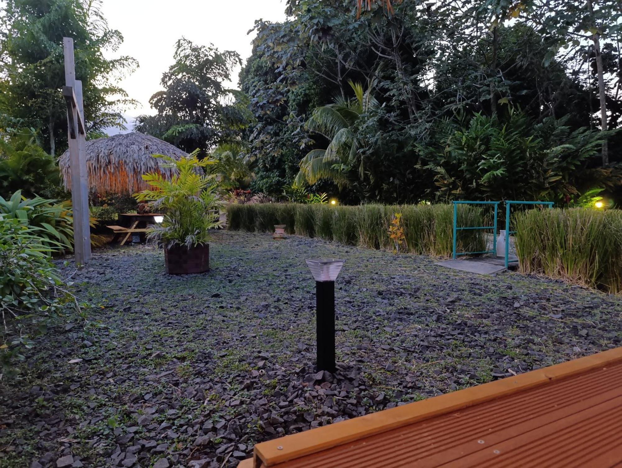 Dadi'S Little Paradis Sainte-Rose Bagian luar foto