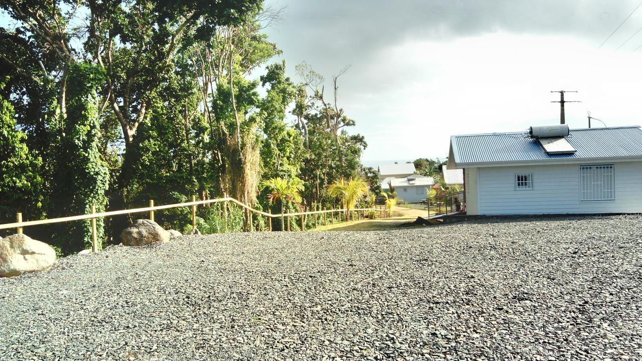 Dadi'S Little Paradis Sainte-Rose Bagian luar foto